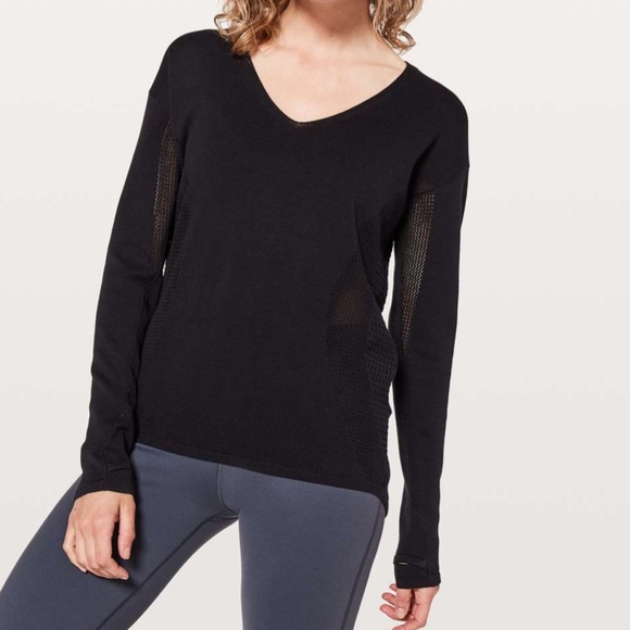 lululemon athletica Sweaters - Lululemon Still Movement Sweater in Black Size Small